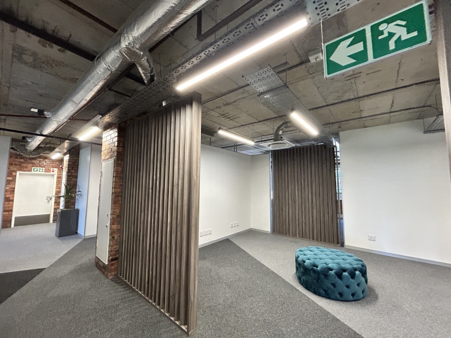 To Let commercial Property for Rent in Green Point Western Cape